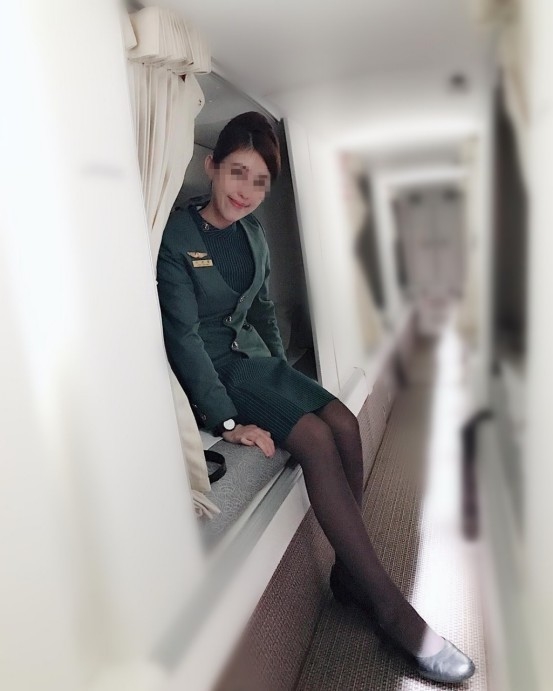長榮長腿正妹空姐 米妮  168/D/47/25歲